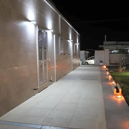 Italia 3* Carmiano (Apulia)